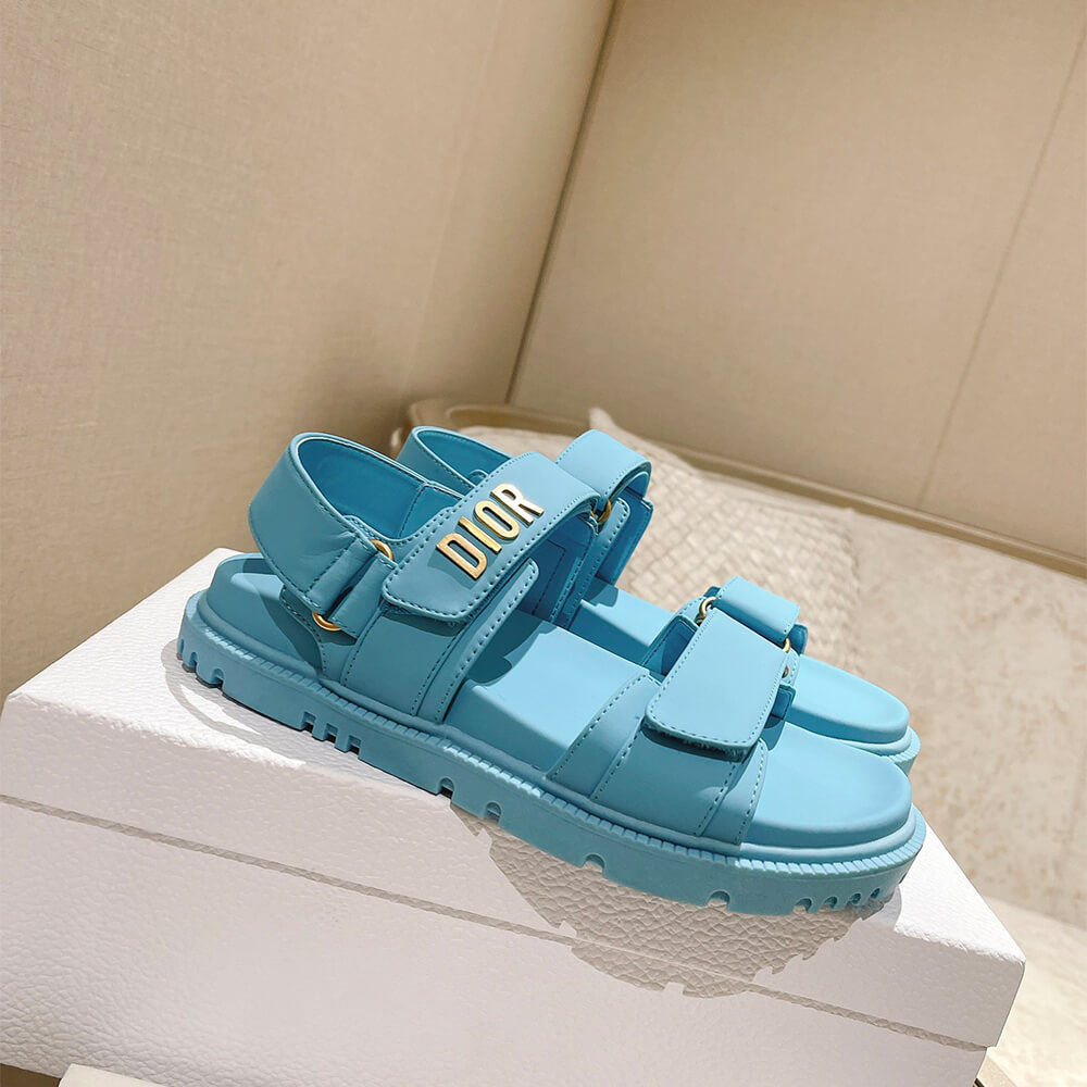 D*oract sandal