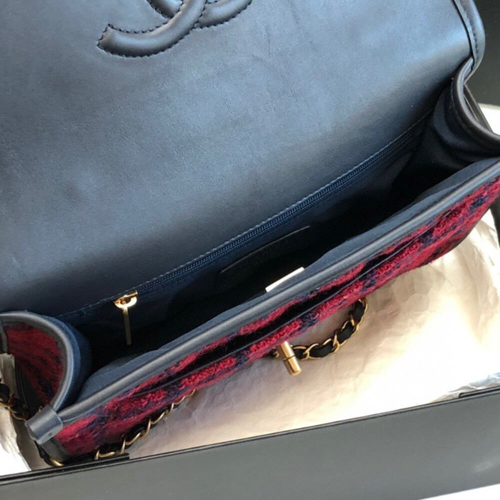 SMALL FLAP BAG WITH TOP HANDLE