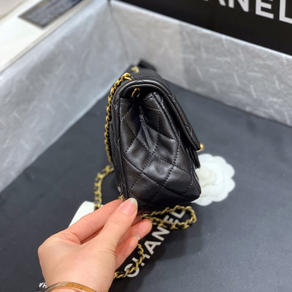 Ch*el pearl crush bag