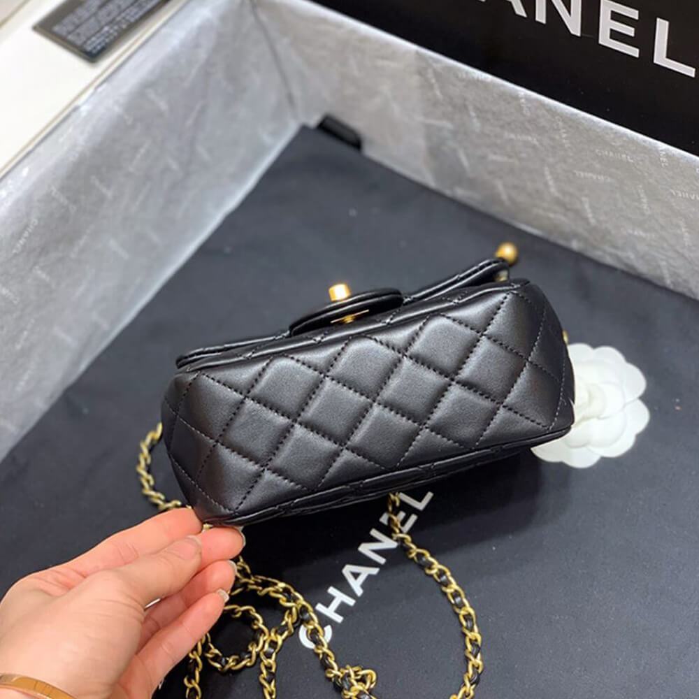 Ch*el pearl crush bag