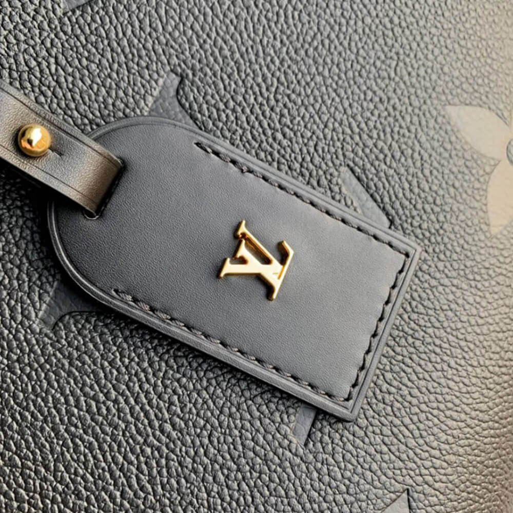 LV CARRYALL PM – EXCLUSIVELY ONLINE