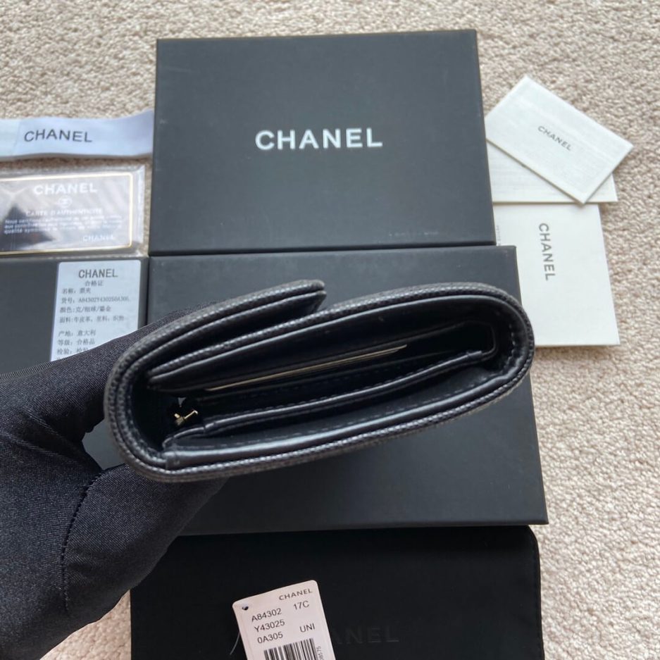 Ch*el boy long wallet