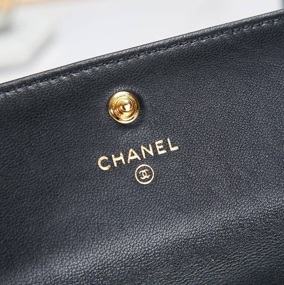 Ch*el classic long wallet