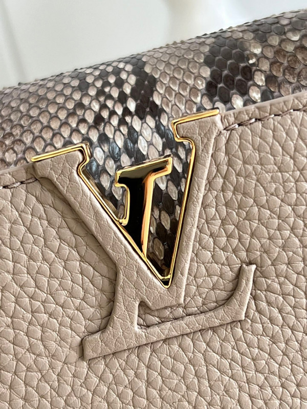 l0*is V*t0n capucines mini