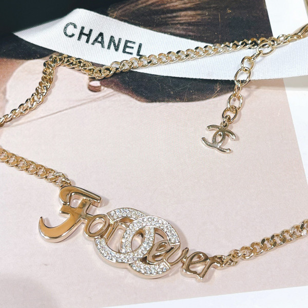 CL NECKLACE