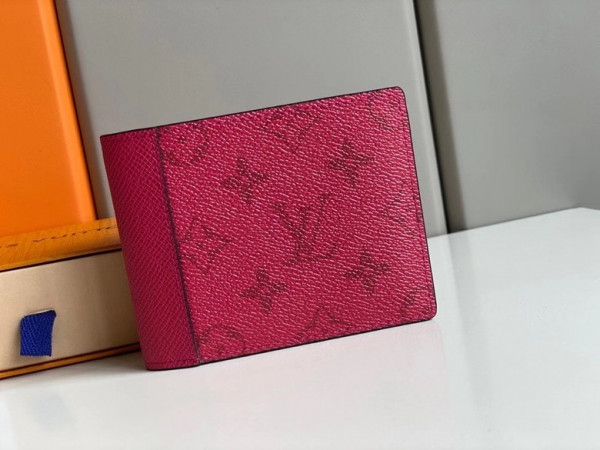 l0*is V*t0n multiple wallet