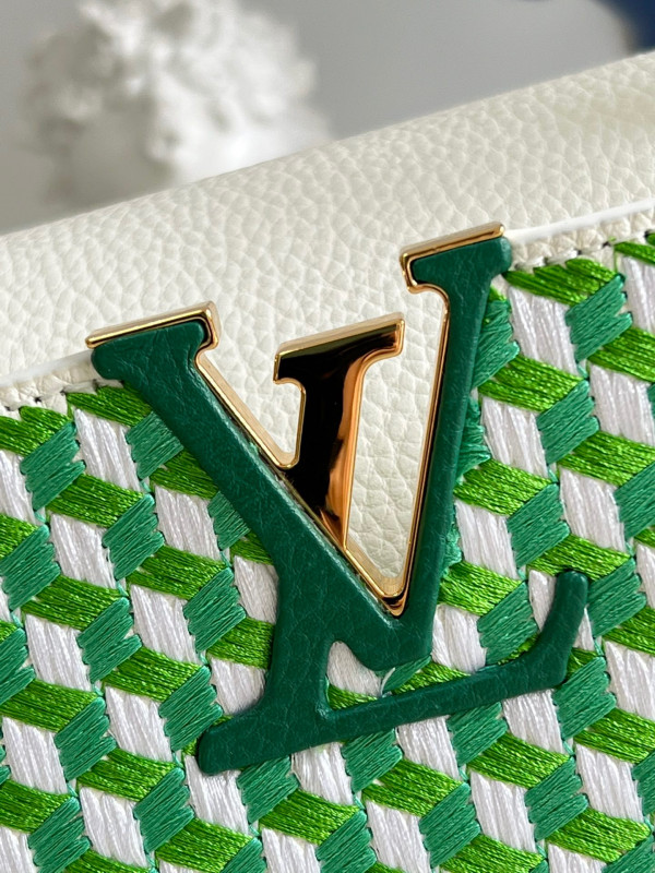 l0*is V*t0n capucines mm