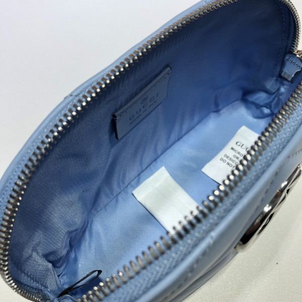 G*u*i gg marmont cosmetic case