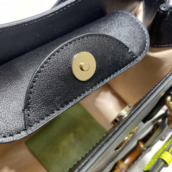 G*u*i diana small tote bag