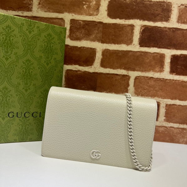 G*u*i gg marmont chain wallet
