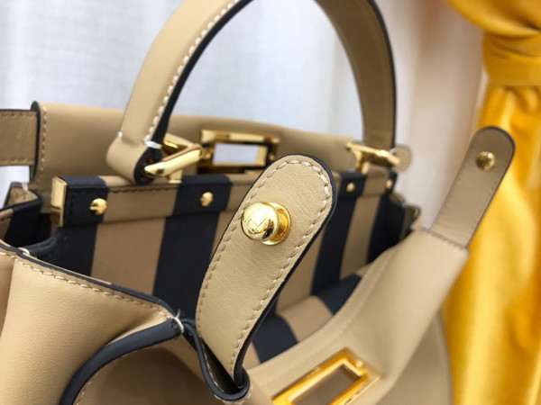 F**di medium peekaboo-26-33-12cm