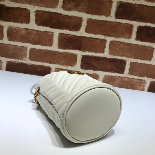 G*u*i gg marmont mini bucket bag