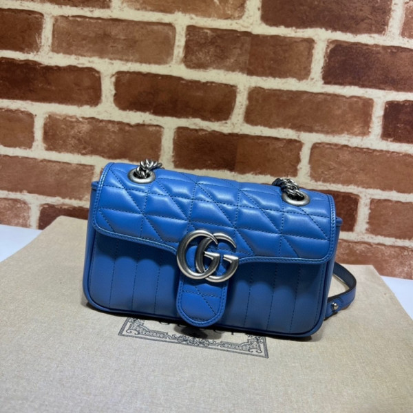 G*u*i gg marmont 22cm