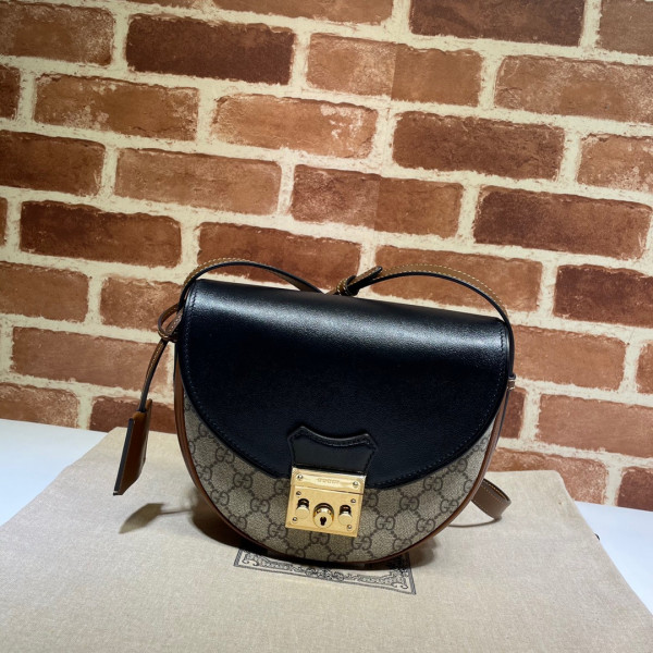 G*u*i padlock small shoulder bag