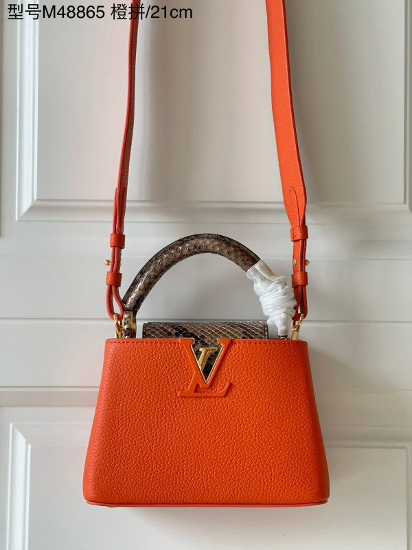 l0*is V*t0n capucines mini