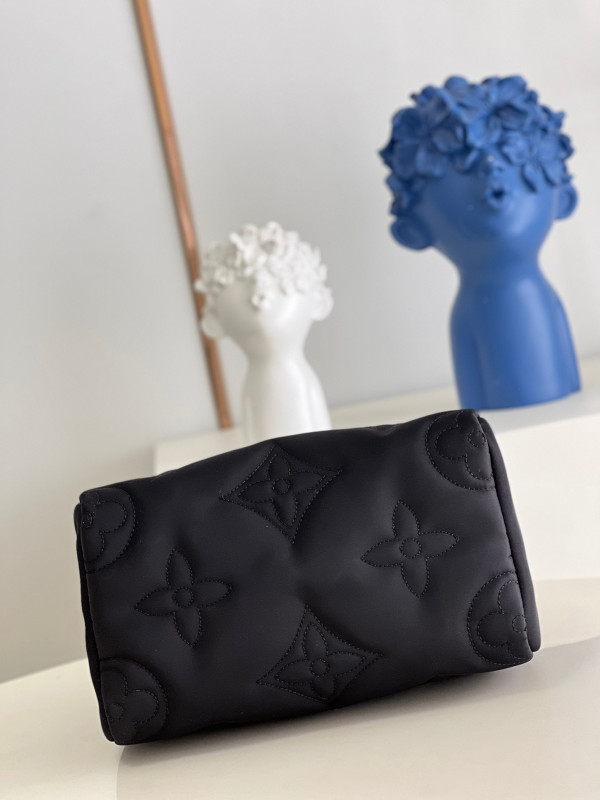 l0*is V*t0n speedy bandoulière 25