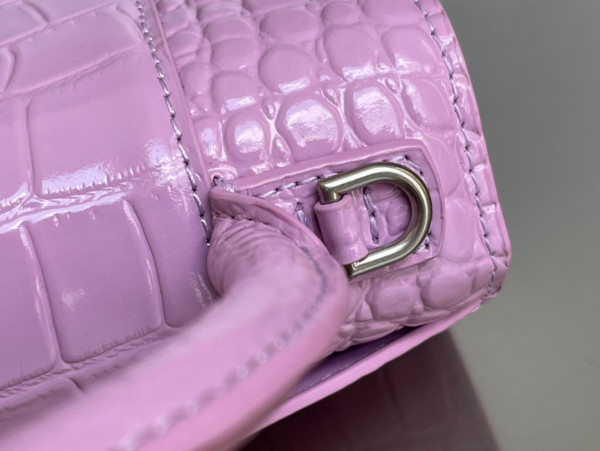 Ba*len*cia*ga hourglass