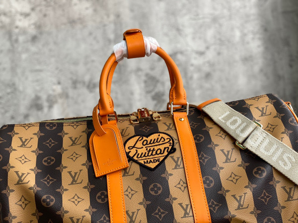 l0*is V*t0n keepall bandouliÈre 50