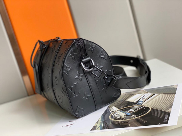 l0*is V*t0n city keepall