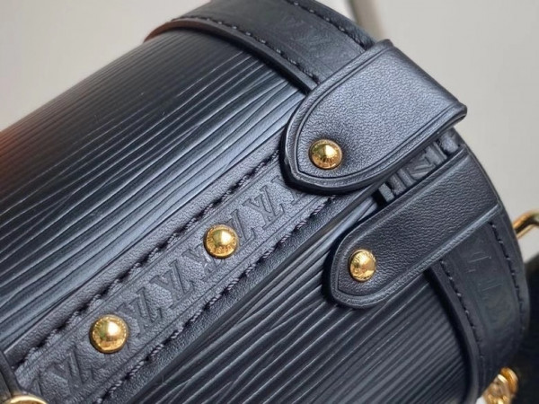 l0*is V*t0n papillon trunk