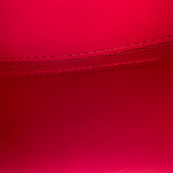 Ba*len*cia*ga hourglass