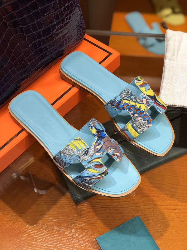 H**mes sandal