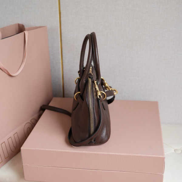 M*um*u aventure nappa leather top-handle bag