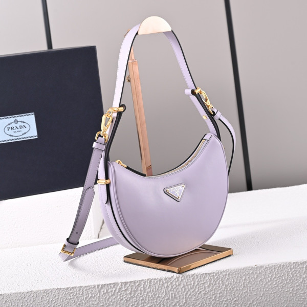 Pra*a arqué leather shoulder bag-22.5*18.5*6cm