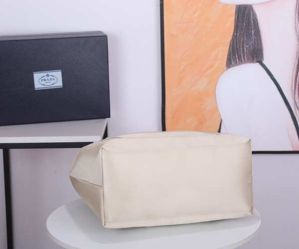 Pra*a re-nylon tote bag