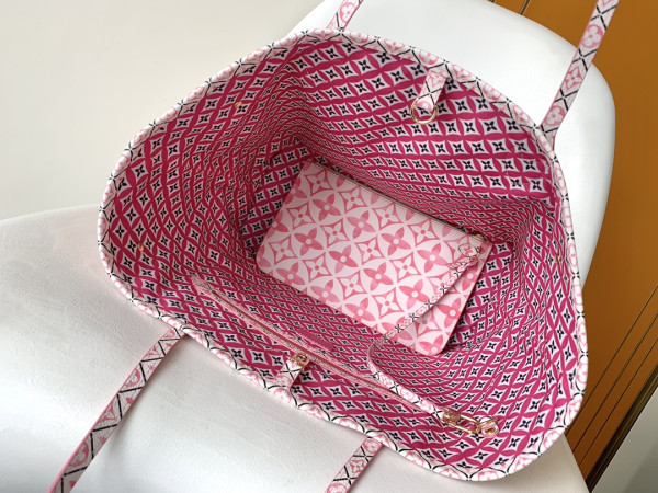 l0*is V*t0n neverfull mm