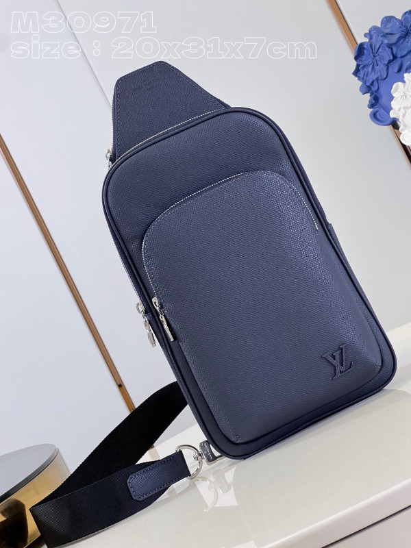 l0*is V*t0n avenue slingbag nm