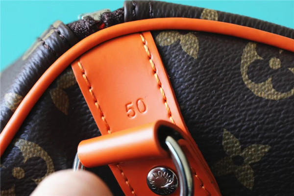 l0*is V*t0n keepall bandouliÈre 50