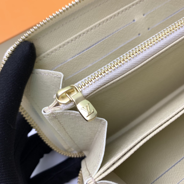 l0*is V*t0n zippy wallet