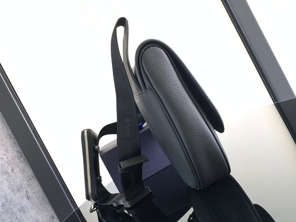 DIRO SADDLE BAG WITH STRAP-34*25.5*CM