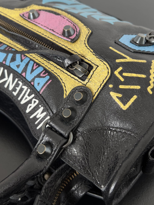 Balenciag Graffiti Classic City-23*9*16cm