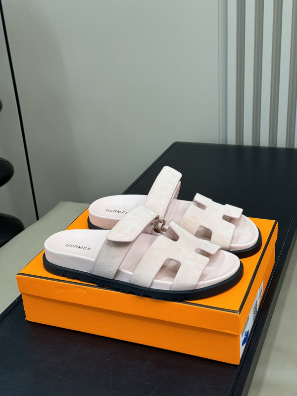 H**mes sandal