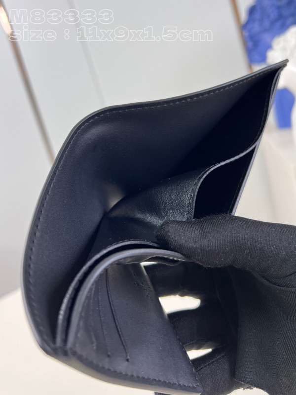 l0*is V*t0n multiple wallet-11.5*9*1.5cm