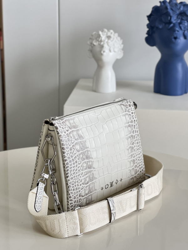 l0*is V*t0n coussin pm-26*20*12cm