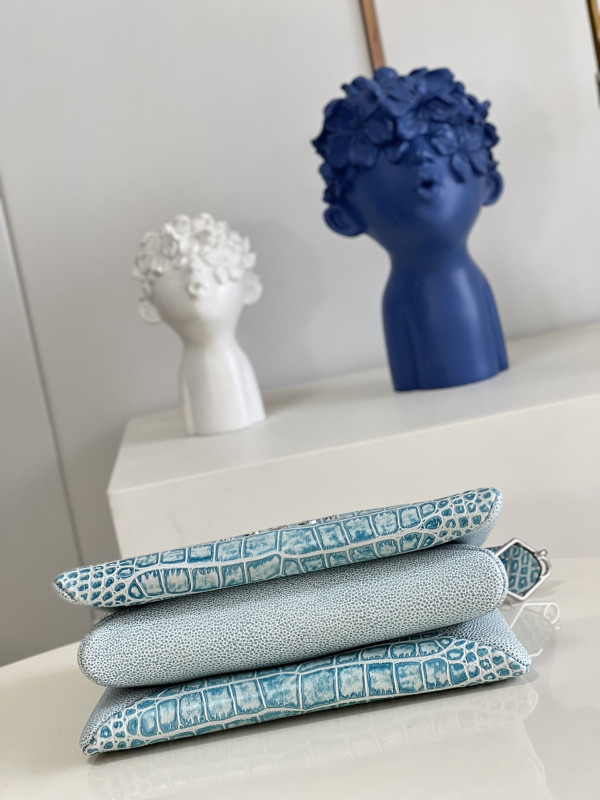 l0*is V*t0n coussin pm-26*20*12cm