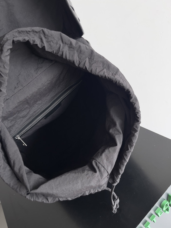 bo*te*ga Ve*ne*ta intrecciato backpack-38*26*15cm