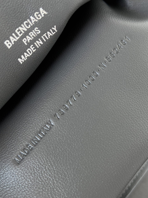 Ba*len*cia*ga rodeo-28.9*20*9.9cm