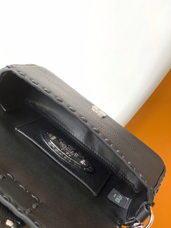 F**di baguette-20*5*13cm