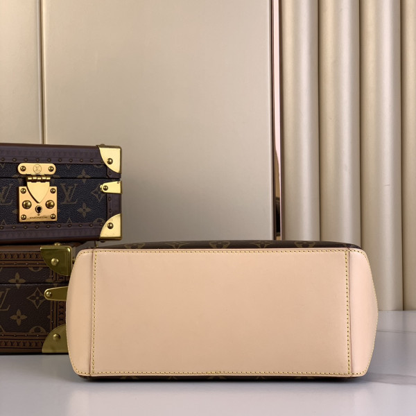 l0*is V*t0n piano-25*27*11.5cm