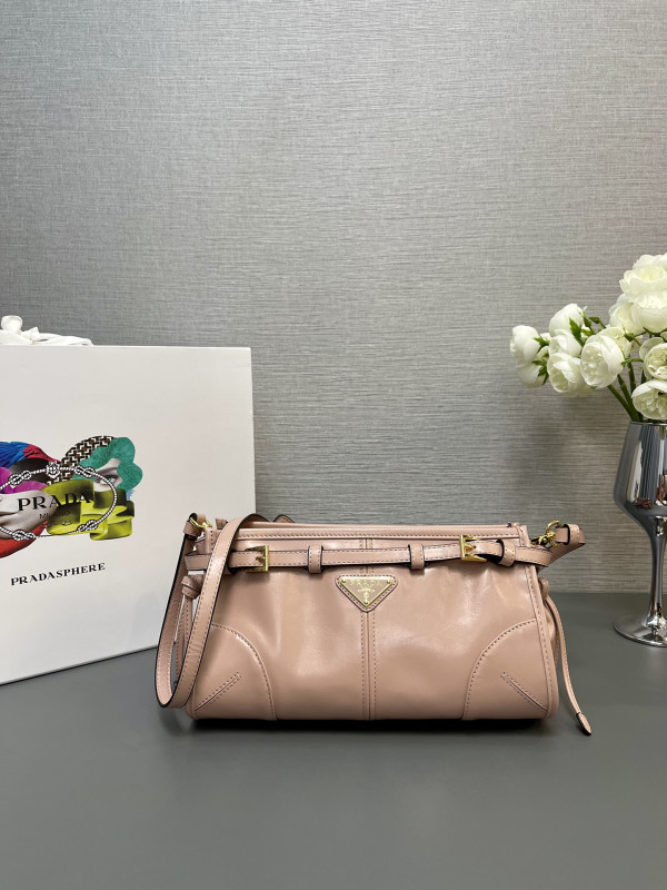 Pra*a small leather shoulder bag