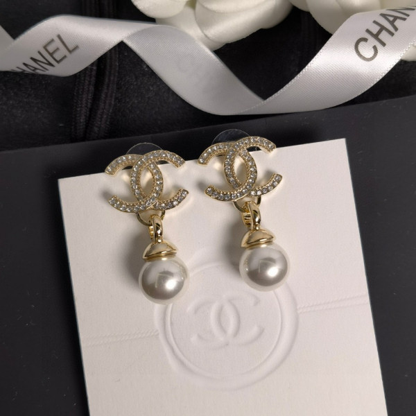 CL EARRINGS