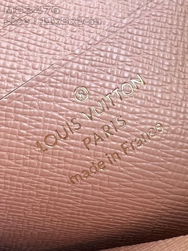 l0*is V*t0n noa compact wallet-11*8.5*1.5cm