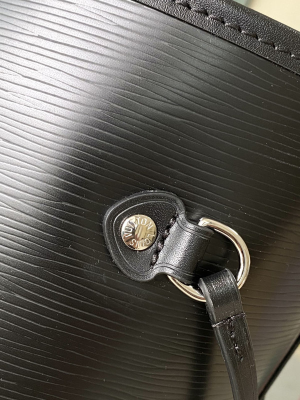 l0*is V*t0n neverfull mm-31*28*14cm