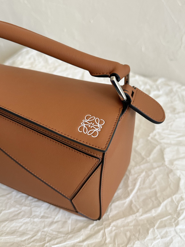 Lowee Small Puzzle Bag-24*16*10.5cm