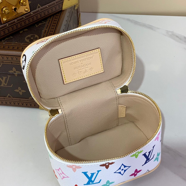 l0*is V*t0n tm nice nano