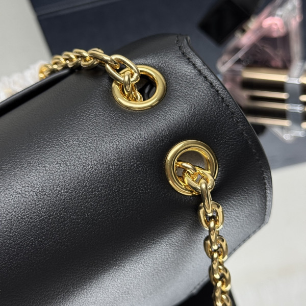 Pra*a doux medium leather shoulder bag-29*16*9.5cm